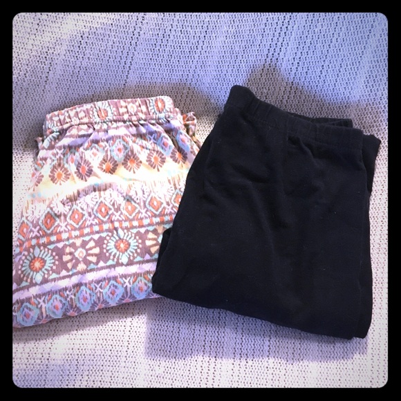 Ann Taylor Factory Pants - TWO PAIRS OF LEGGINGS Ann Taylor Factory Pants - TWO PAIRS OF LEGGINGS